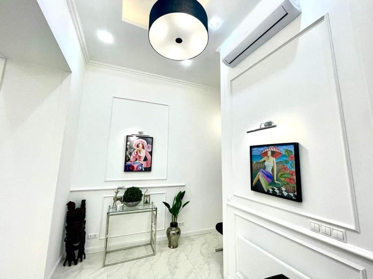 The Wonder Deer Apartment Next To The Opera Self Check-In Budapest Extérieur photo