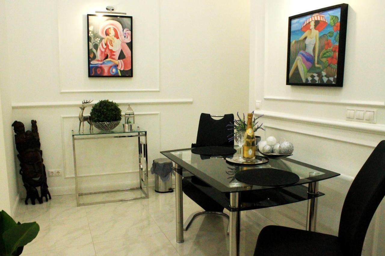 The Wonder Deer Apartment Next To The Opera Self Check-In Budapest Extérieur photo