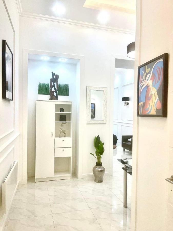 The Wonder Deer Apartment Next To The Opera Self Check-In Budapest Extérieur photo