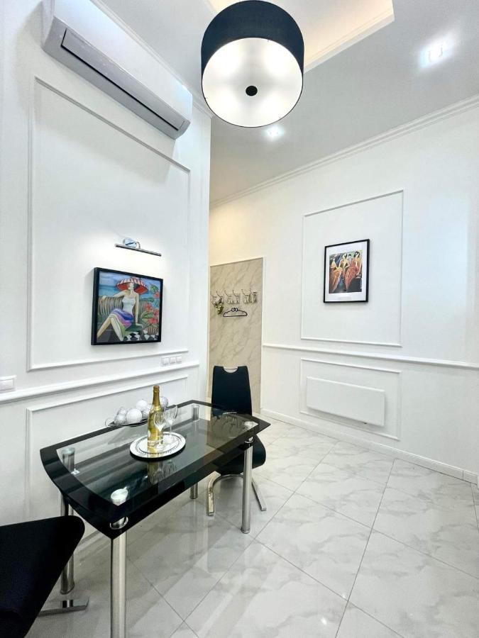 The Wonder Deer Apartment Next To The Opera Self Check-In Budapest Extérieur photo